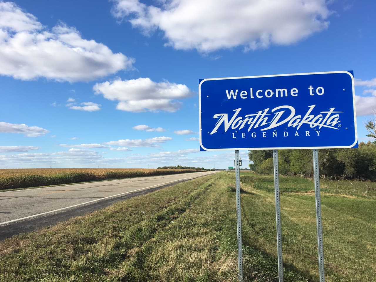 <h3 class="cms-H3-H3"><b>15. Dakota del Norte</b></h3>
<br>
<br>
<b>Precio promedio de un carro usado:</b> $25,259
<br>
<br>
<b>Diferencia porcentual sobre el promedio nacional: </b>2.2%
<br>
<br>De los vehículos usados que se venden en Dakota del Norte, el 46.1% corresponde a SUVs, el 20.6% a sedanes, el 28.5% a pickups y el 3.2% a minivans.
<br>