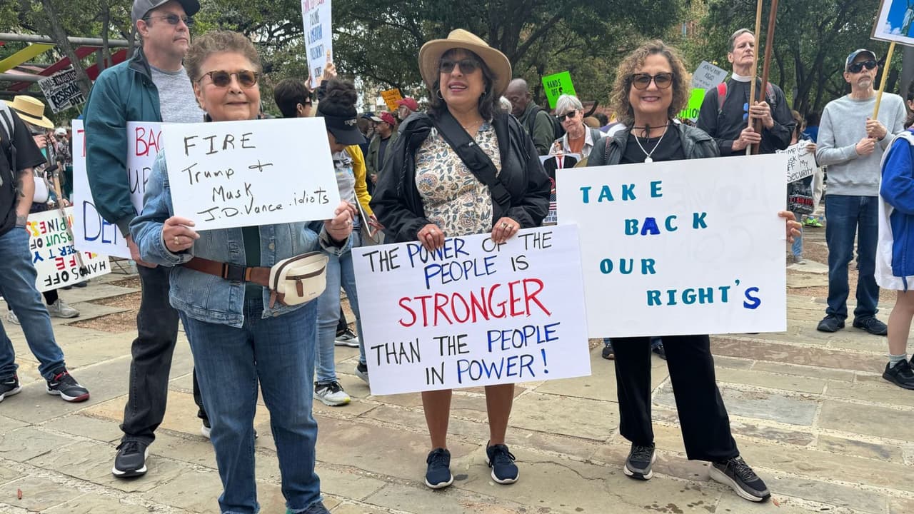 “Trump se tiene que ir”: exigen en protesta en San Antonio