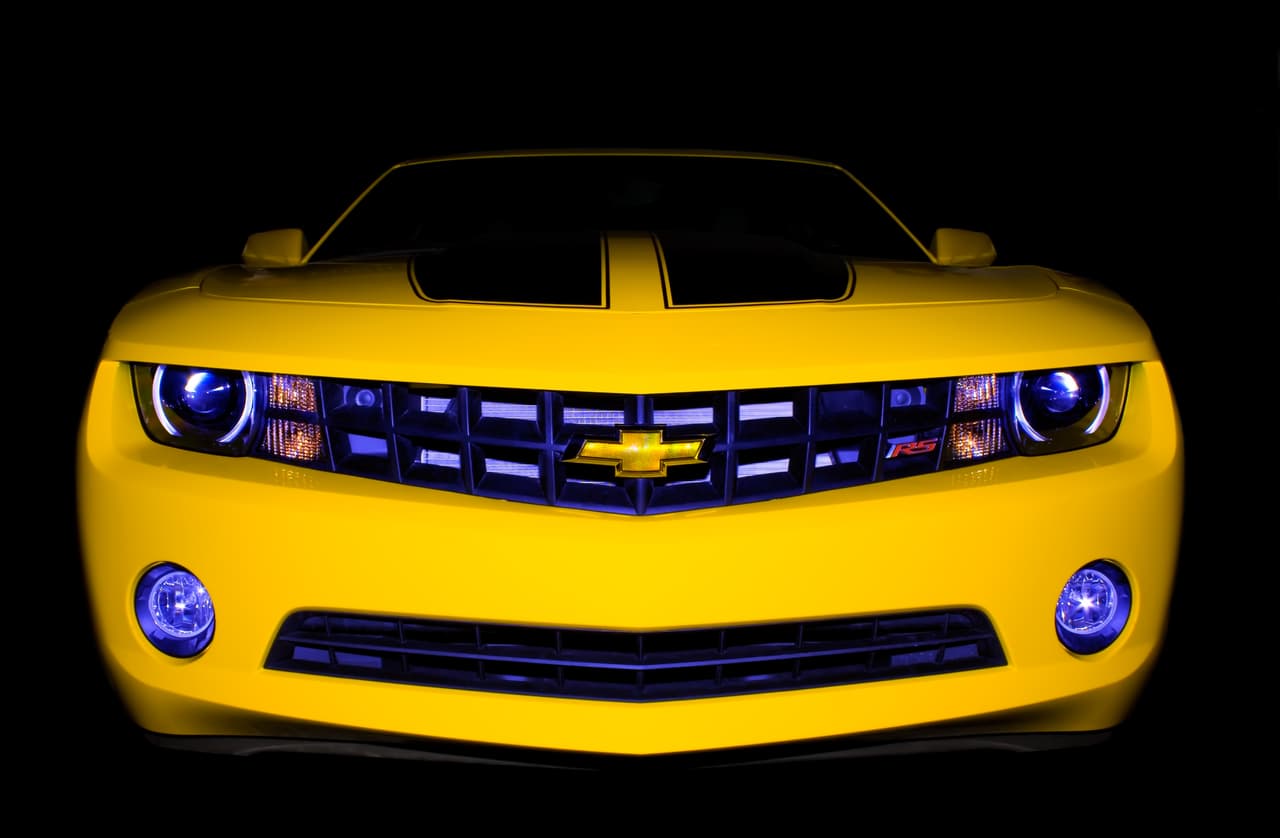 <b>Puesto 14. Chevrolet</b>
<br>
<br>Esta marca de autos ha pagado 82,568,167 dólares por 37 piezas publicitarias. Unos 1,051 segundos de transmisión en 11 en ediciones. Los New England Patriots y los Pittsburgh Steelers son los equipos que más han ganado este evento, con seis títulos cada uno.