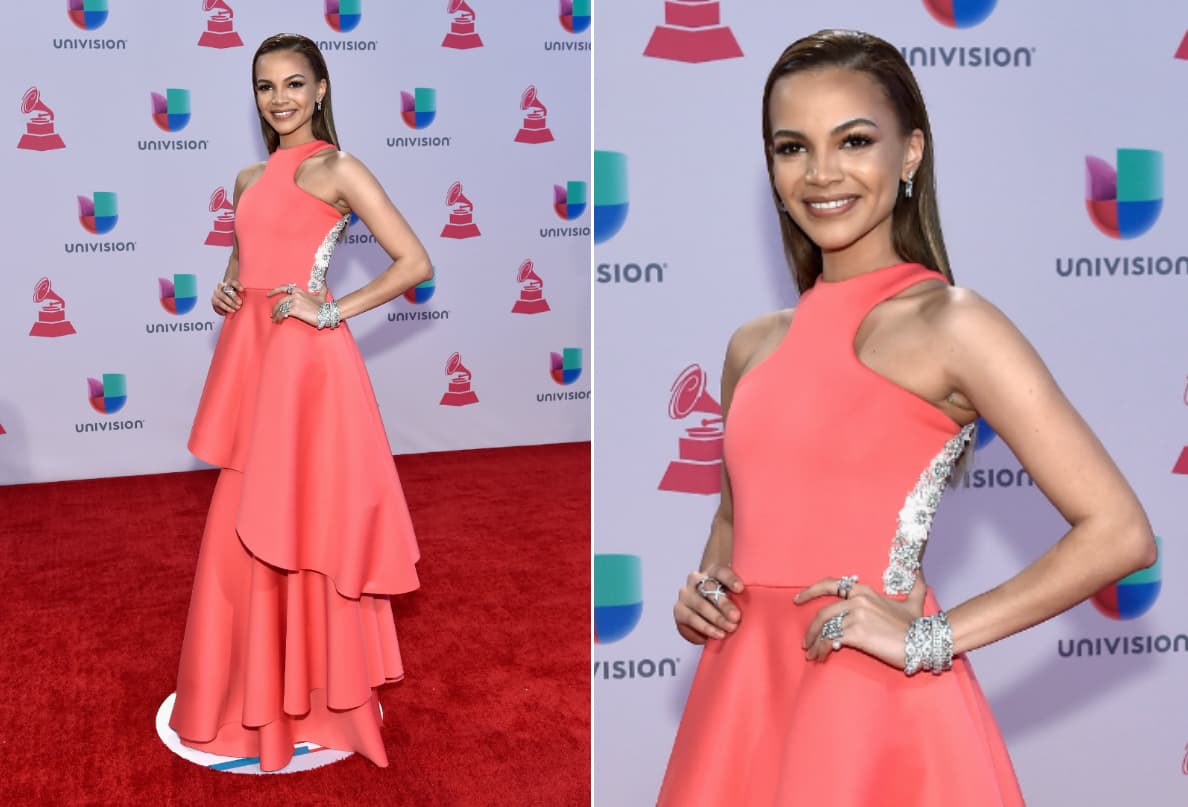 Pero el camino para 
<a href="https://www.univision.com/deportes/leslie-grace-sale-victoriosa-y-se-aduena-del-papel-de-batgirl-fotos">interpretar a Batichica</a> no ha sido fácil. 
<b>Ve el video para conocer más sobre su historia.</b>