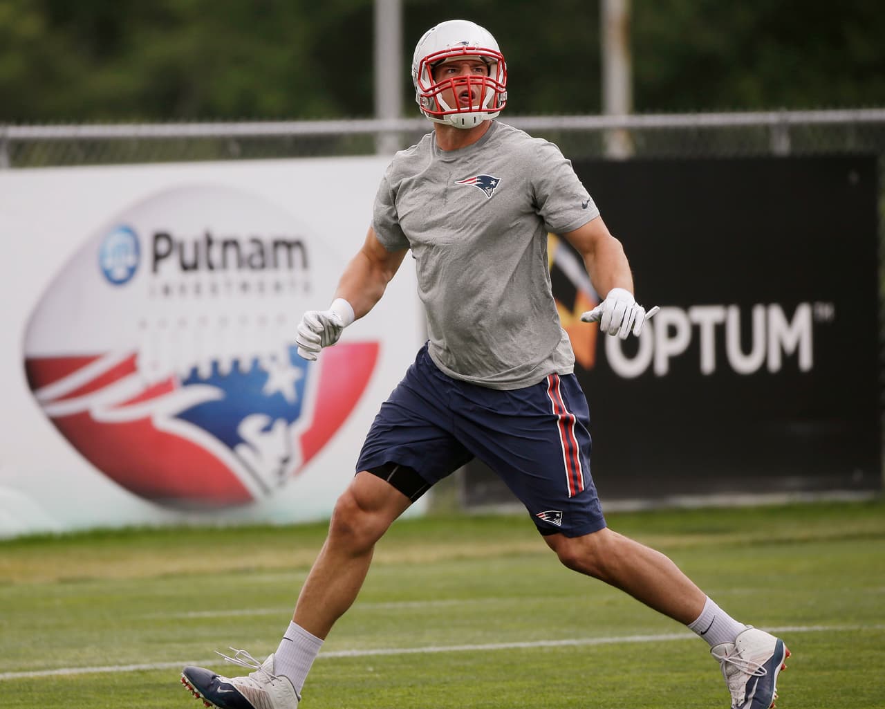 Rob Gronkowski jugará con Tom Brady en Tampa Bay Buccaneers