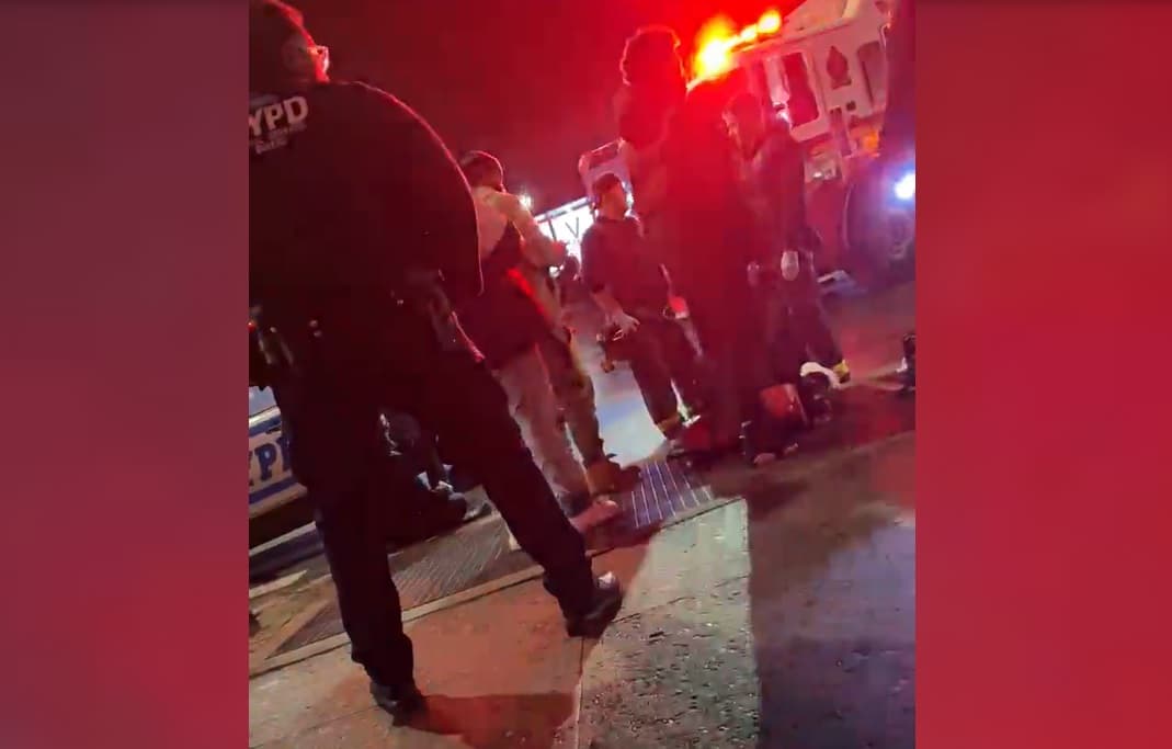 Conductor presuntamente ebrio atropella a ciclista y peatón en Brooklyn