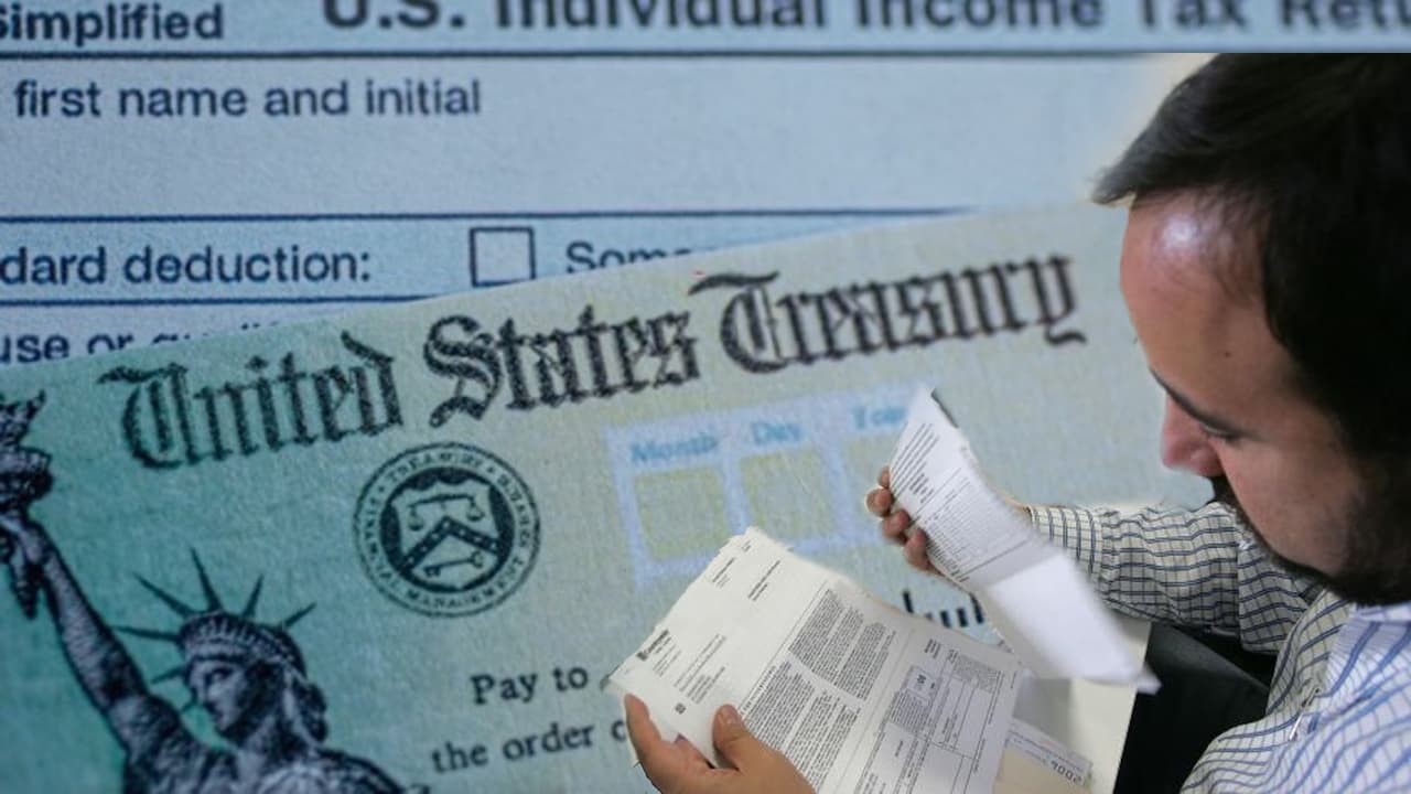 Si tras más de 21 días tu cheque no cambia de estatus o si te aparece como enviado, pero no lo recibiste, es momento de llamar al IRS, al número: 800-829-1040 y verificar dónde está tu cheque de reembolso.