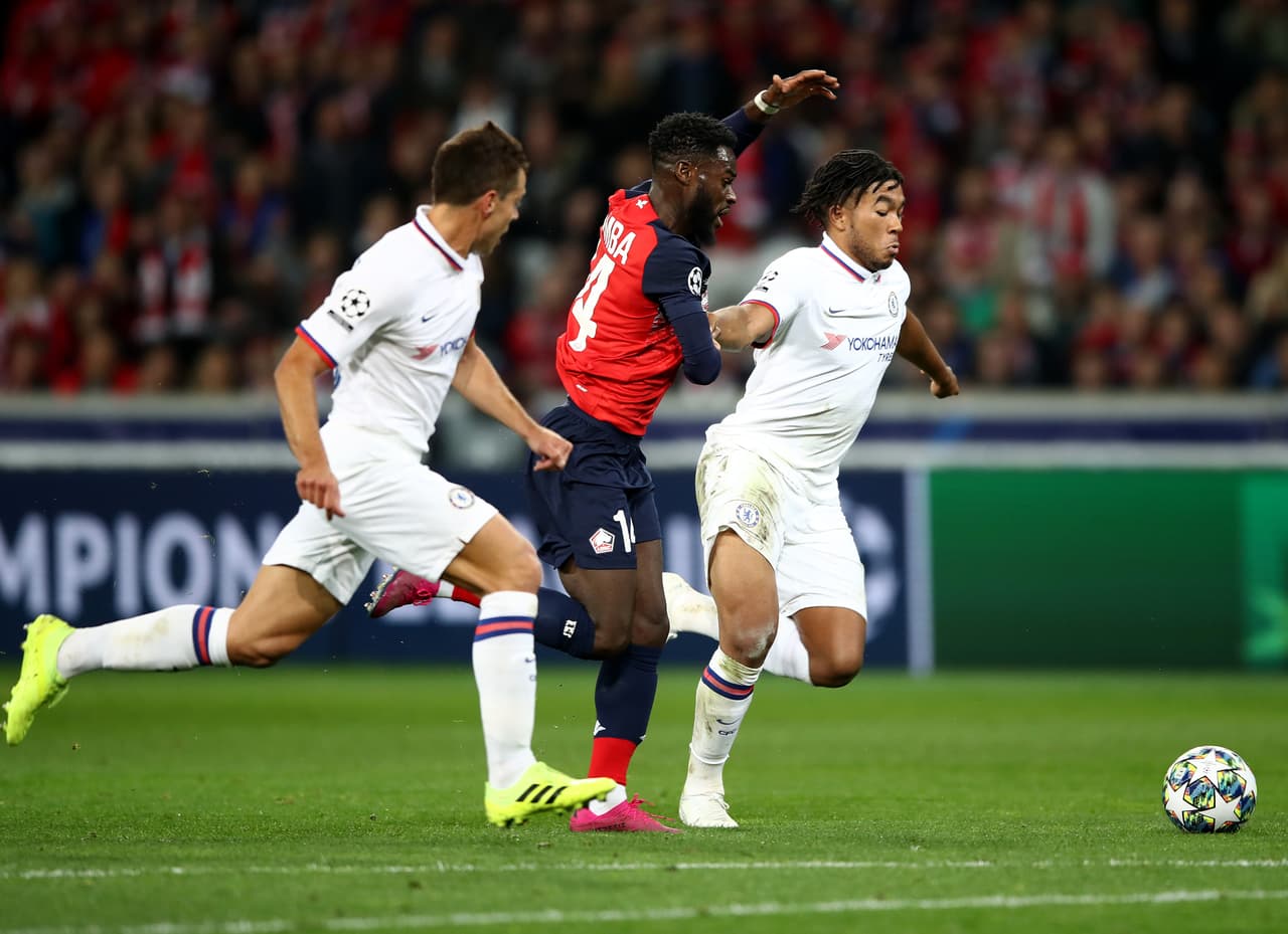 Lille 1-2 Chelsea. Osimhen marcó para el Lille; Abraham y Willian para los de Lampard.