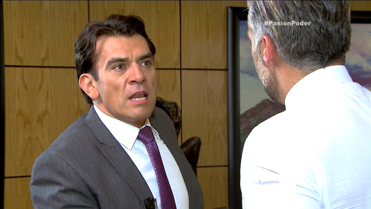 Arturo está furioso contigo Eladio.