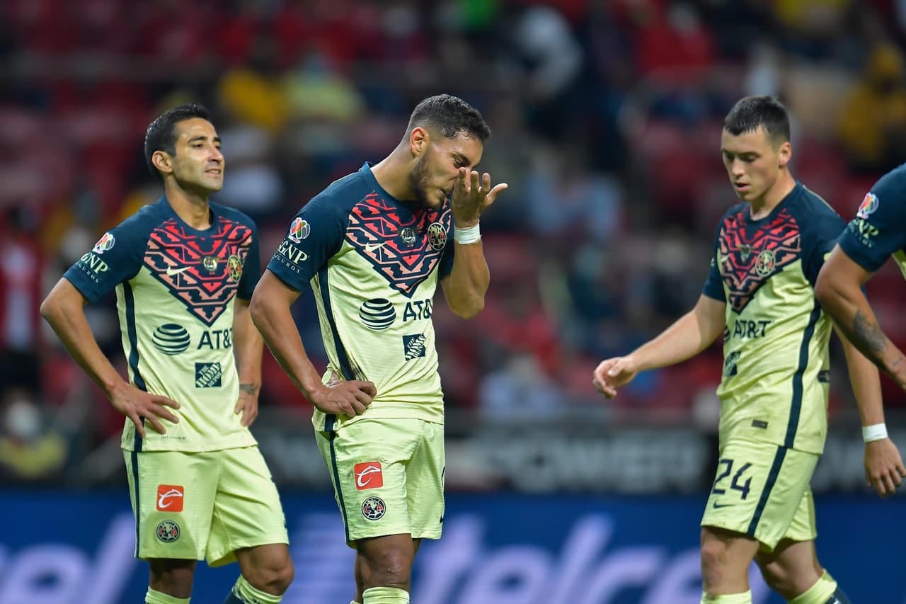 América vivía sus peores minutos de todo el encuentro y no veía cómo frenar el ataque de los Diablos.