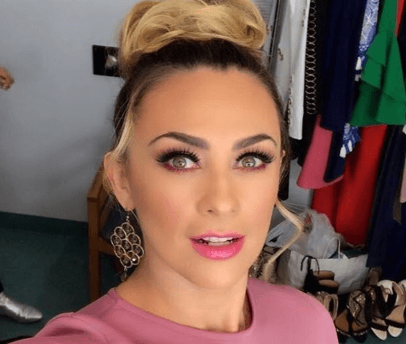 El romance entre esta pareja de actores habría iniciado luego de que ambos trabajaron en la puesta en escena ‘Perfume de gardenia’, obra protagonizada por Aracely Arámbula. 
<br>