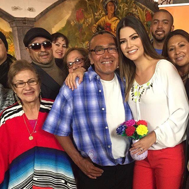 Ana Patricia: "Gracias por todo su cariño a nuestra linda gente de Los Ángeles". (Mayo 16, 2016)