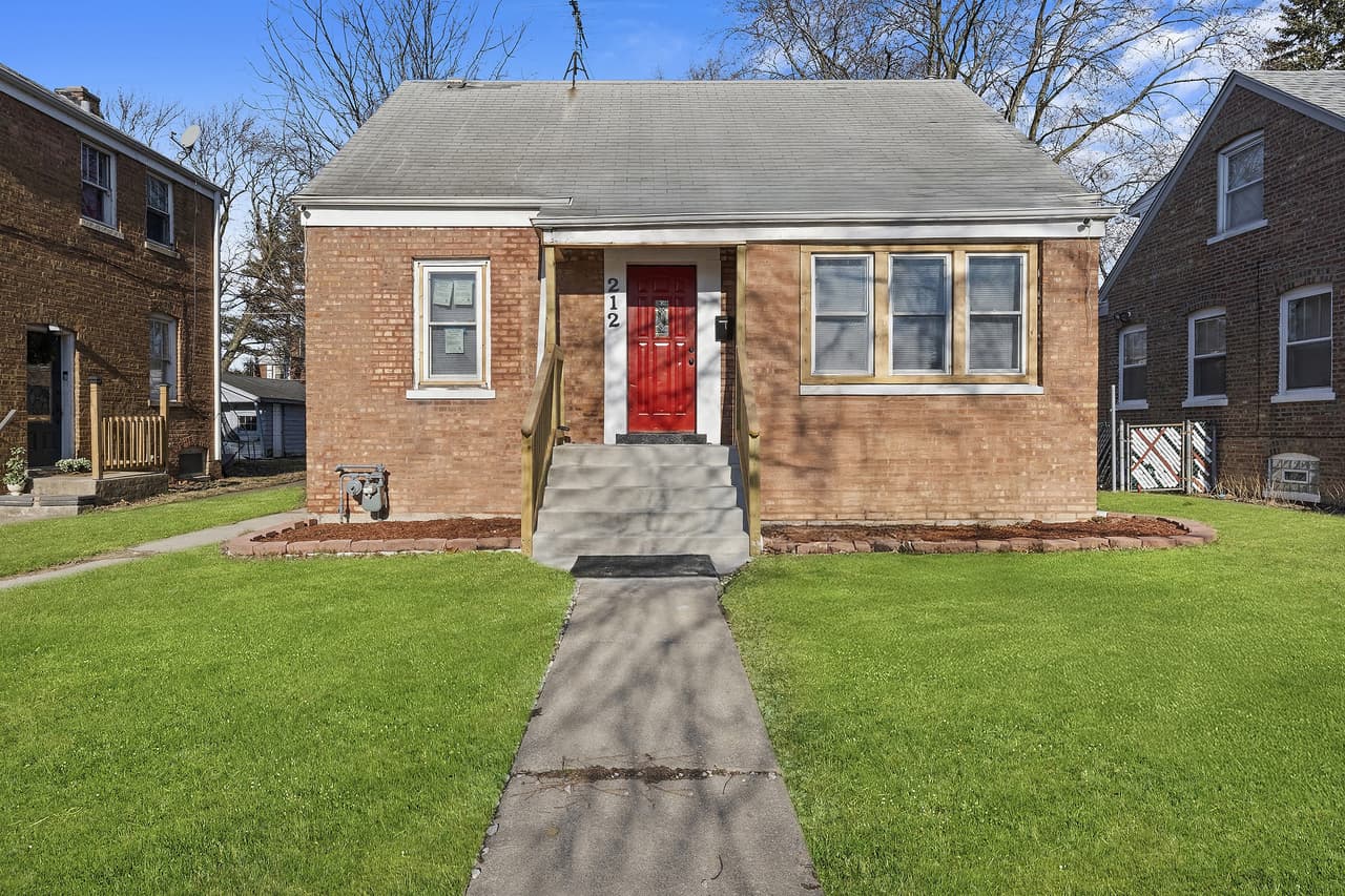 El nuevo pontífice nació el 14 de septiembre de 1955 en Chicago, Illinois, donde pasó sus primeros años de vida.
<br>