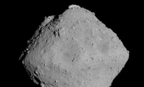 Un gramo de muestra de asteroide con el que esperan revelar cómo llegó el agua a la Tierra