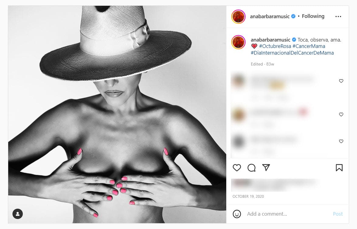 En 2020 Ana Bárbara posó toples para concientizar sobre el cáncer de mama.