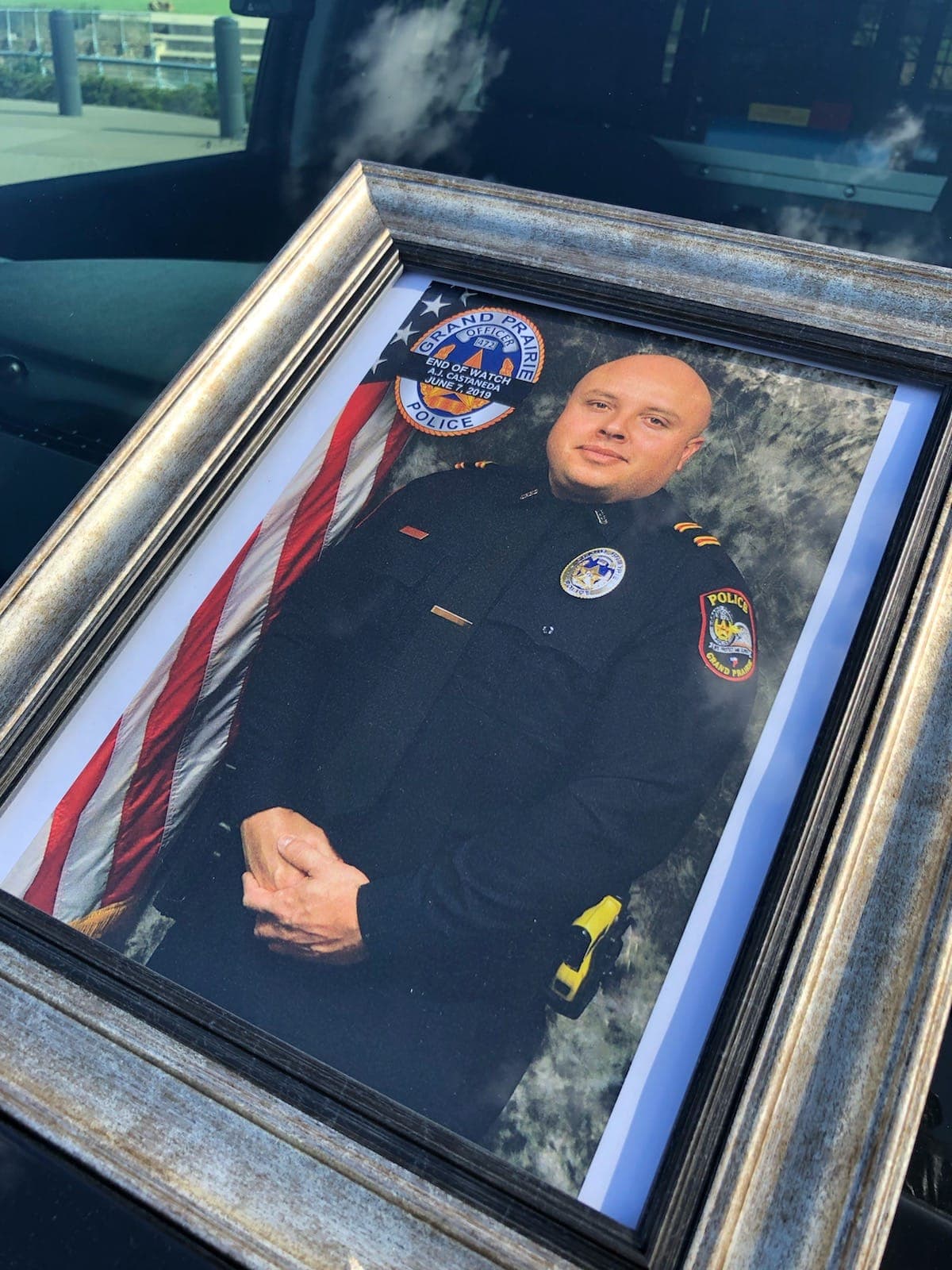 Albert "A.J. Castañeda de 38 años falleció el 7 de junio después de que otro vehículo perdió control y chocó contra su vehículo.