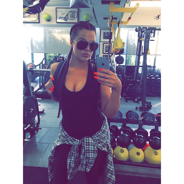 Así como también guantes de entrenamiento, bandas de resistencia, sacos de boxeo y manoplas.
<br>