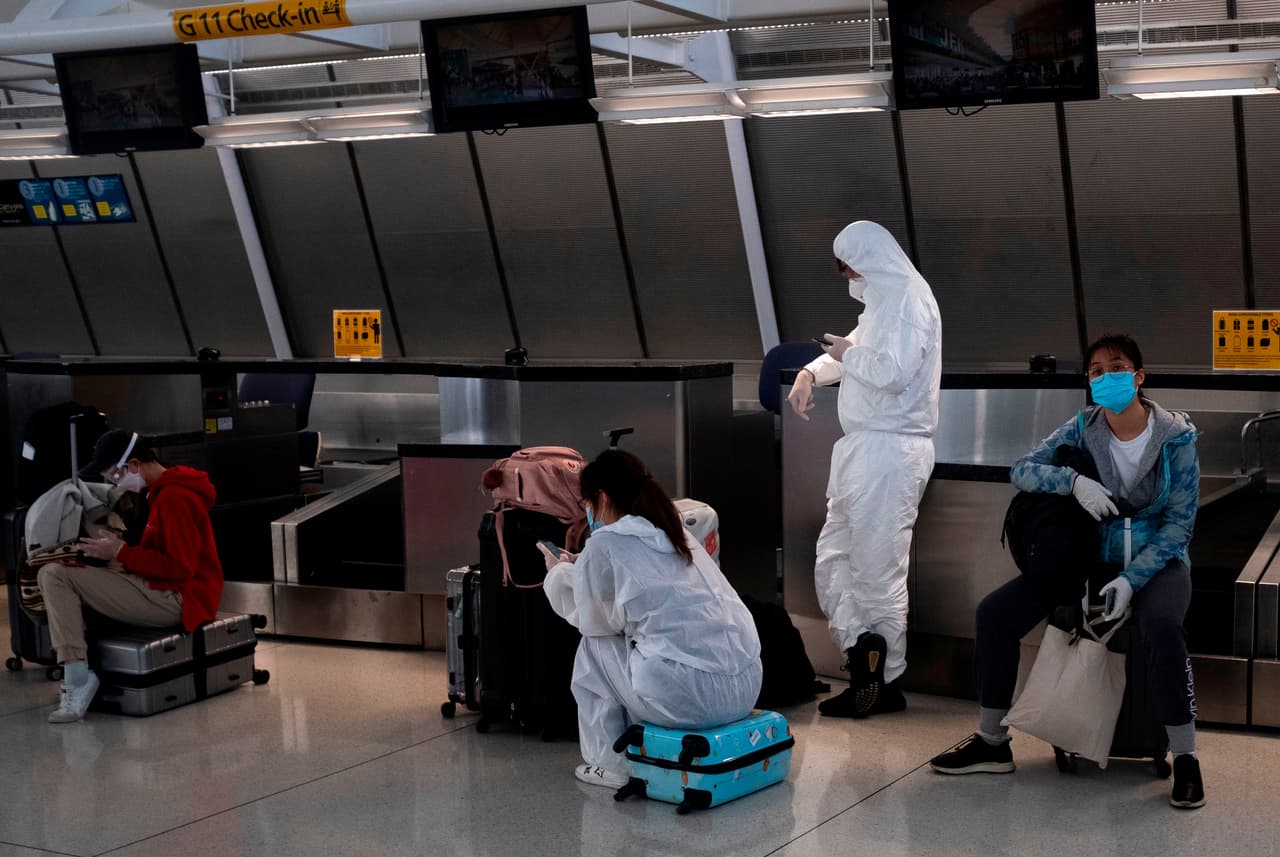 Además, se recordó solo podrán pasar al aeropuerto los pasajeros con boleto, empleados del aeropuerto y quienes demuestren la necesidad de ingresar a las instalaciones para los negocios del aeropuerto.