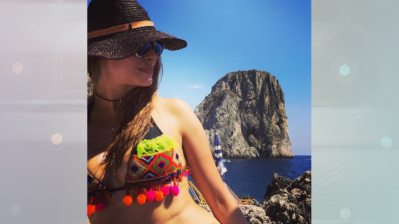 Por supuesto que los fans le dejaron saber que se ve muy bien y hasta preguntaron por su colección de trajes de baño.