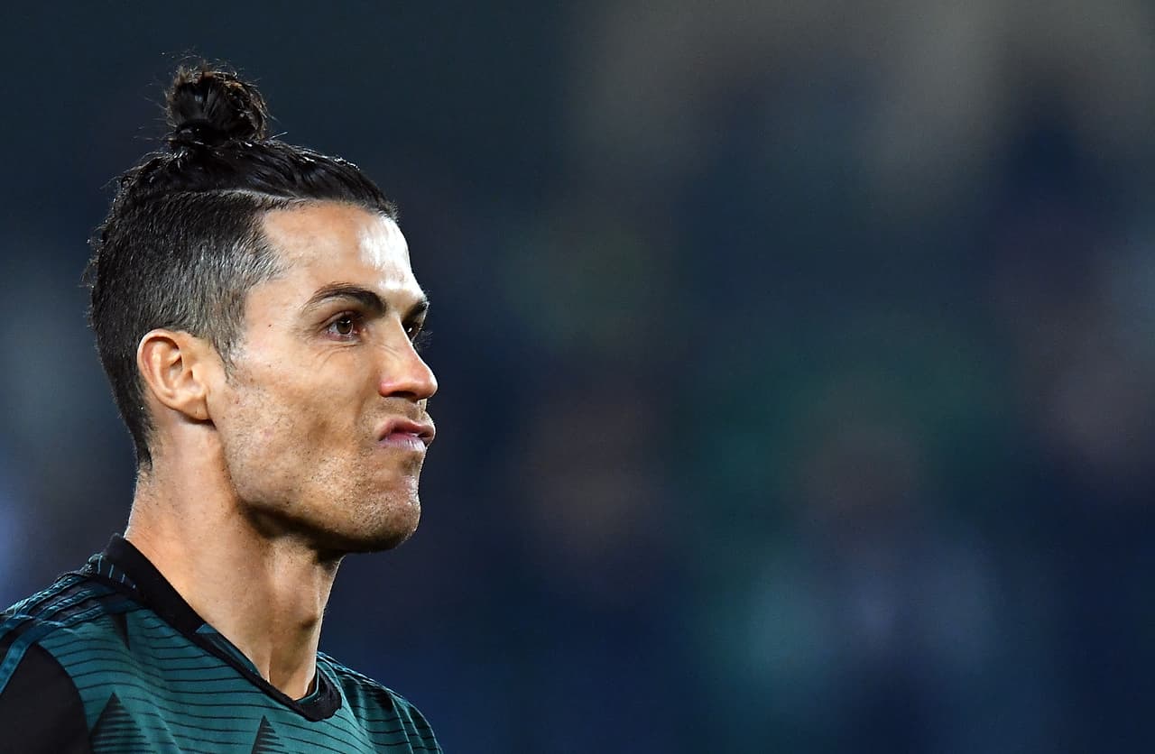 Cristiano Ronaldo, es uno de los grandes jugadores del mundo en la actualidad capaz de imponer nuevas tendencias y posiblemente sus colegas del futbol mexicano le 'echaron un ojo'.