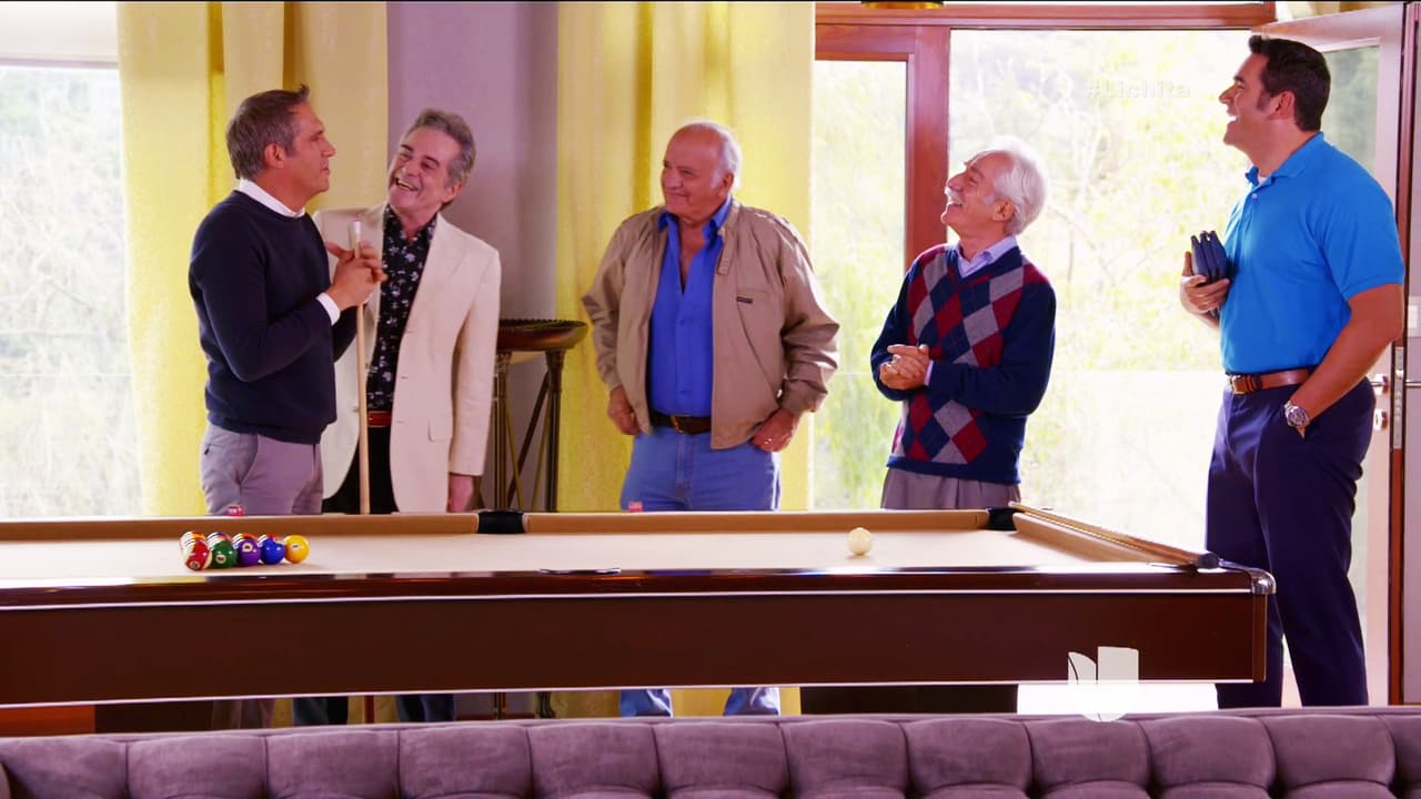 Los miembros de la API llegaron para interrumpir el momento.