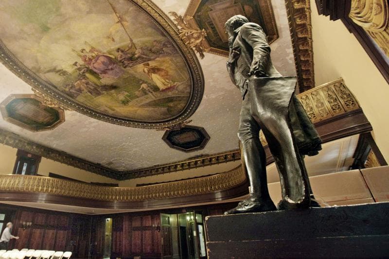 Votan por retirar la estatua de Thomas Jefferson de la Alcaldía de NYC