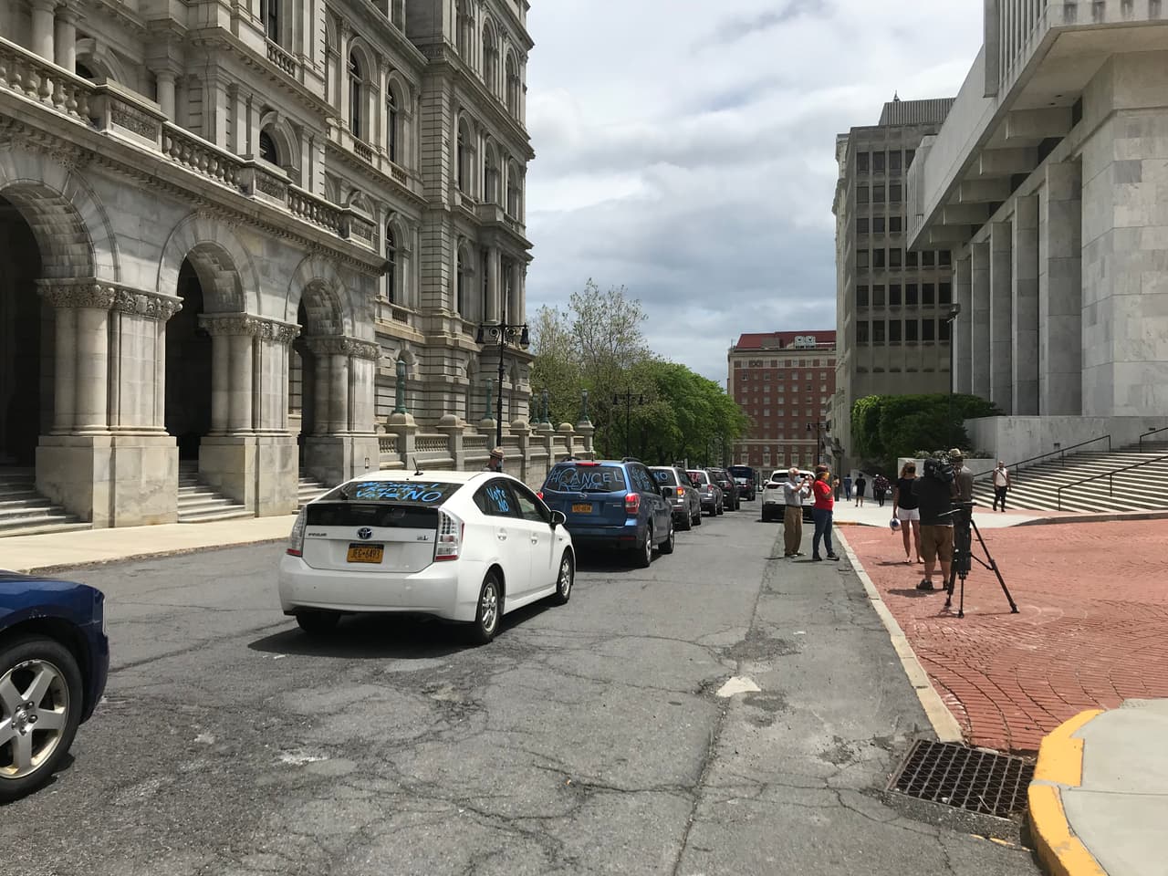 Protestan en Albany para que se cancele la renta en Nueva York.