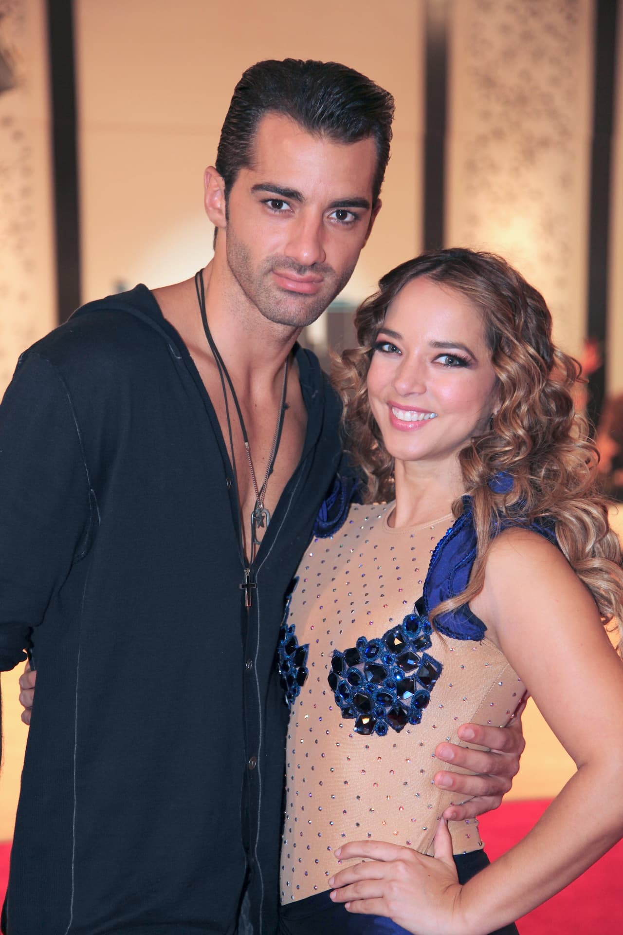 Ese año, la puertorriqueña compartió la pista de baile con
<b> Toni Costa</b>, quien años después se convertiría en el padre de su hija Alaïa.