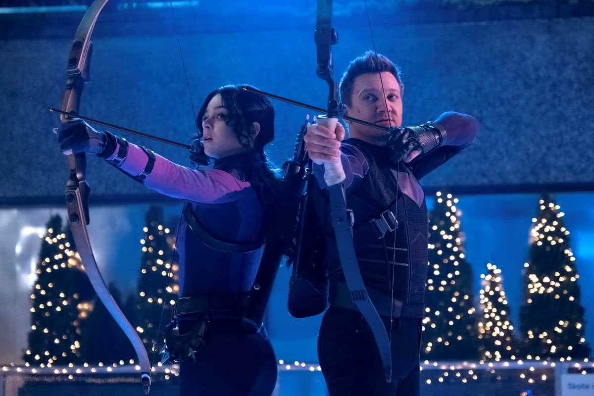 Kate Bishop y Clint Barton en Hawkeye