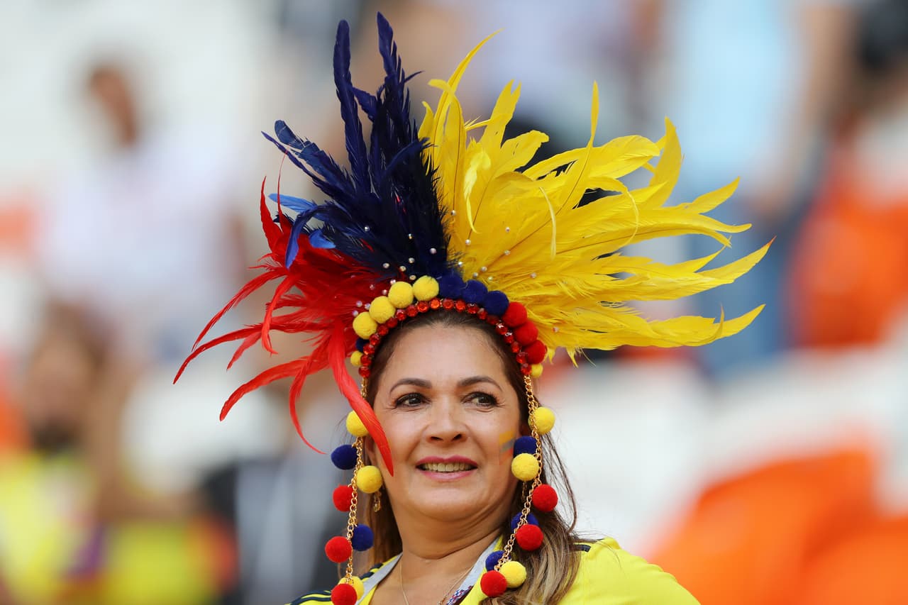 El colorido de la fiesta entre los fanáticos de Colombia y Japón son una expresión de la unidad del fútbol en el arranque del grupo H del Mundial de Rusia 2018.