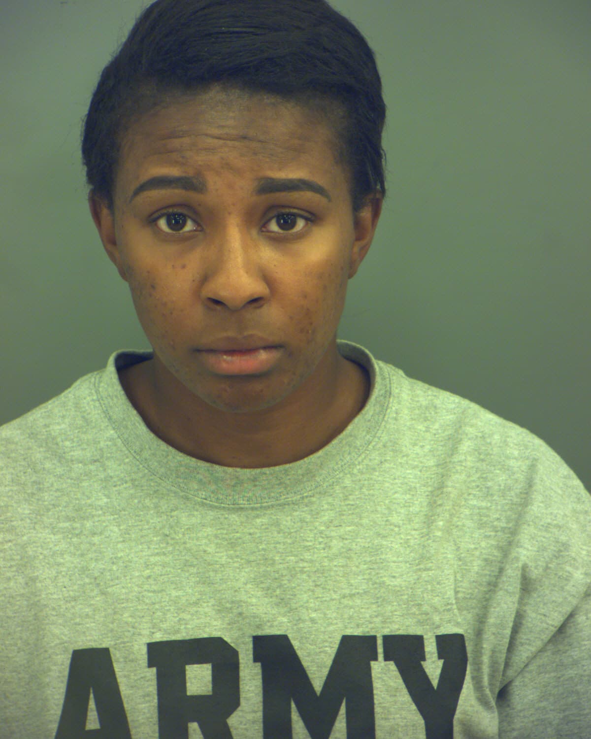 La oficial Clevy Muchette Nelson-Royster, perteneciente a la base militar de Fort Bliss en Texas, fue arrestada por participar de la muerte de un capitán de la misma base, con quien tenía una relación sentimental.