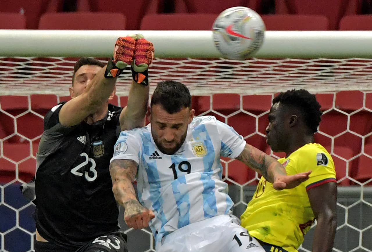 Pero se encontró a un Emiliano Martínez muy sólido en el fondo.