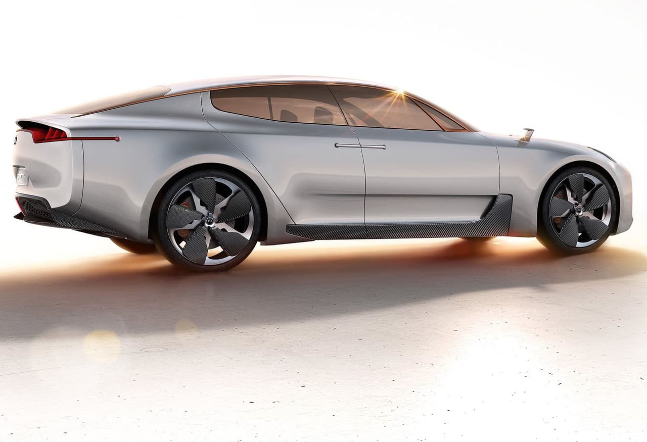 El prototipo Kia GT Concept fue presentado en el Auto Show de Frankfut 2011. Se trata de un coupe deportivo de cuatro puertas con tracción trasera, con un aspecto moderno y musculoso que aún luce vigente. Se rumora que el modelo de producción perdera las puertas traseras con cerradura central a favor de puertas convencionales.