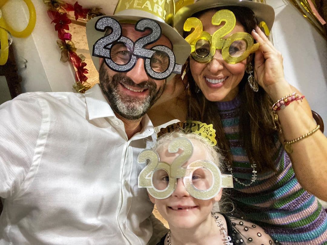 La periodista también recibió Año Nuevo en compañía de Sebastián y Zoe. Los tres se veían contentos en los primeros minutos de 2020.