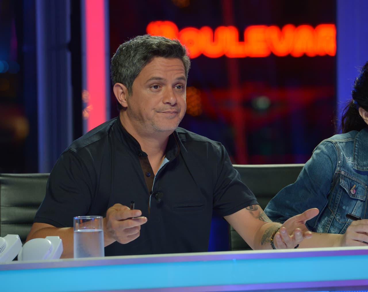 A muchos asustan estas caras. Sin duda, es el juez más exigente de la competencia. Aunque lo intente, su cara nos lo dice todo.