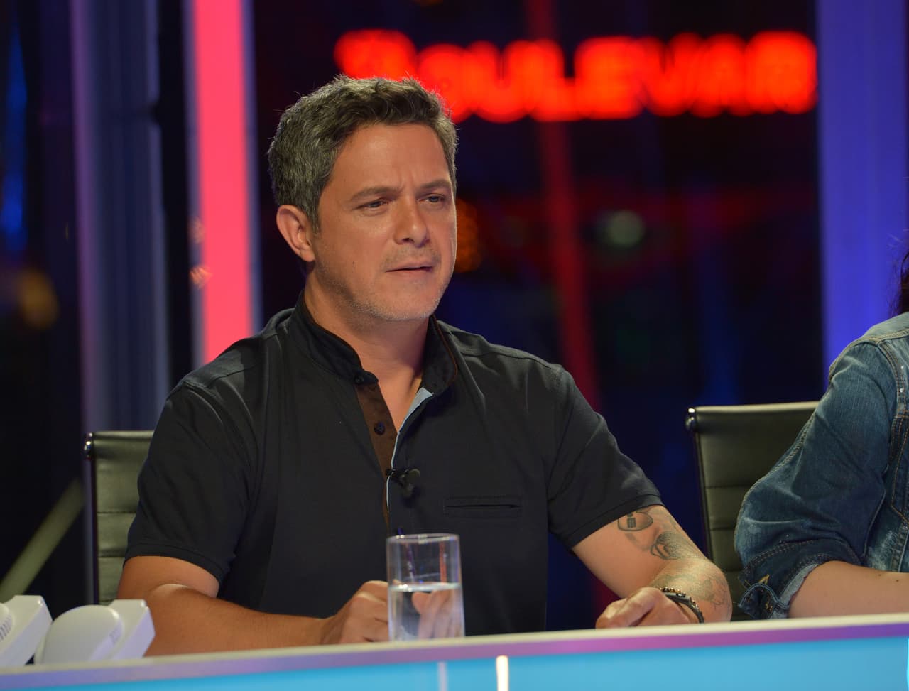 A muchos asustan estas caras. Sin duda, es el juez más exigente de la competencia. Aunque lo intente, su cara nos lo dice todo.