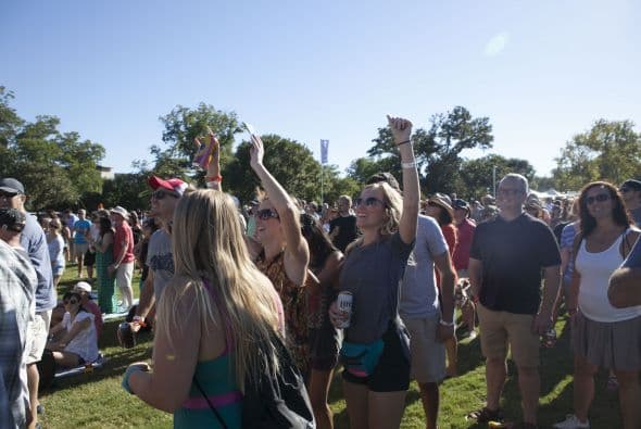 Miles de asistentes de todo el mundo disfrutaron de más de 180 presentaciones de bandas como Pearl Jam, Eminem y Outkast.