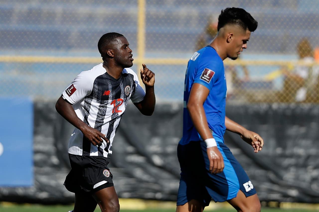 Costa Rica hizo la tarea en el Cuscatlán y está más vivo que nunca en la Eliminatoria de Concacaf rumbo a la Copa del Mundo de Qatar 2022.