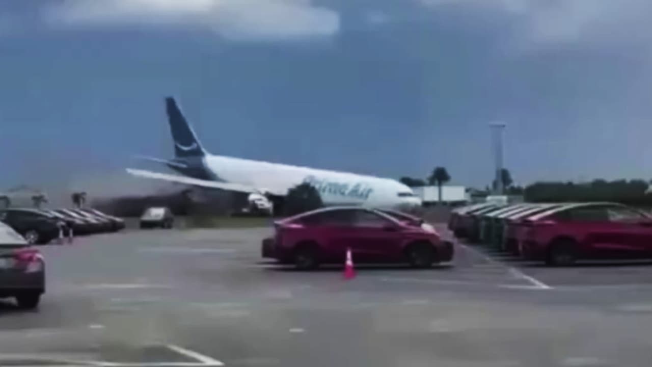 Recuperan las dos piezas clave en la investigación del accidente aéreo en el Aeropuerto de Miami