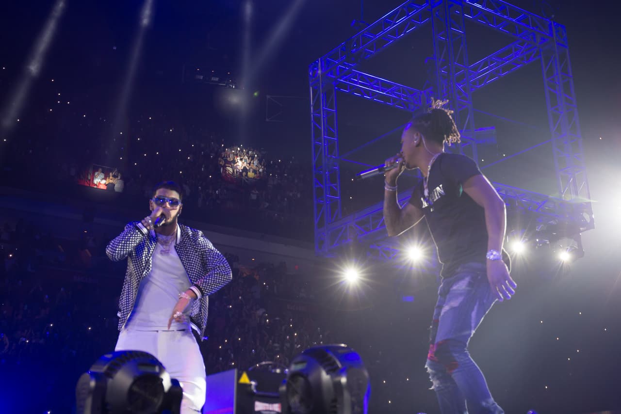 Ozuna fue una de las personas que siempre apoyaron al interprete de 'Ayer', mientras este cumplía su condena. 
<br>