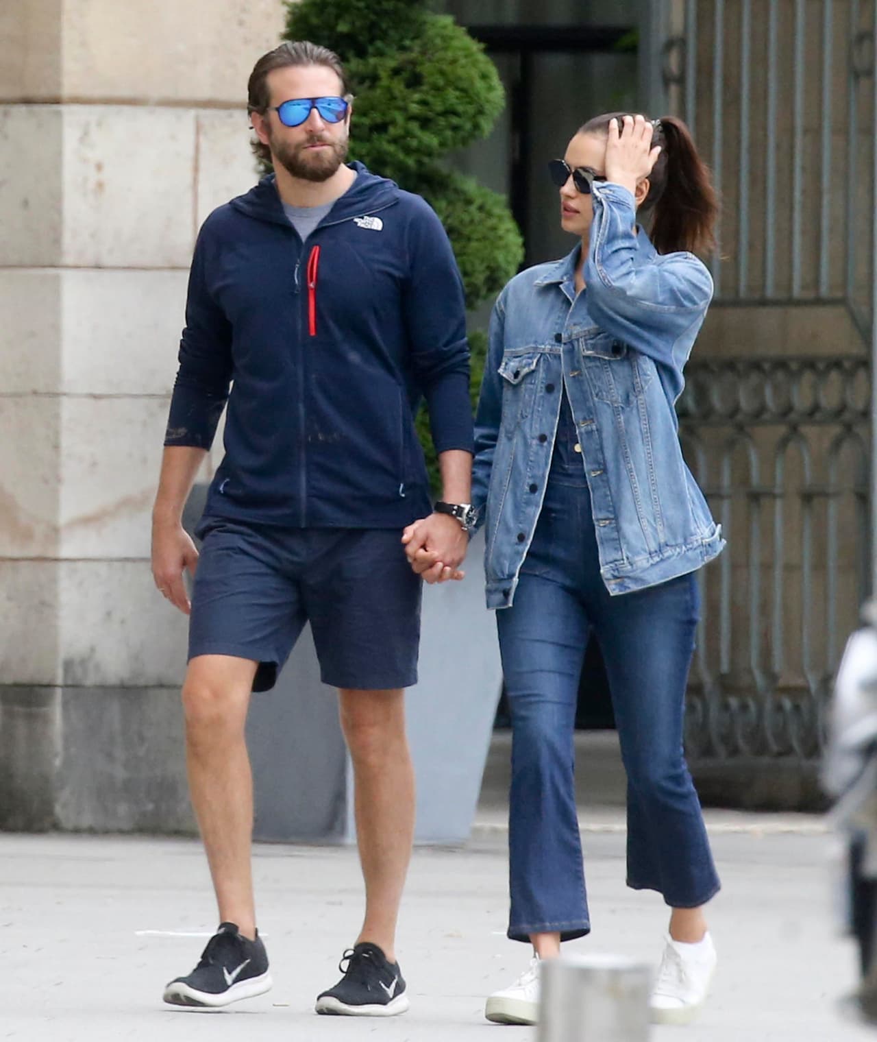 Al menos, continuaron su paseo como si nada, disfrutando de la ciudad.