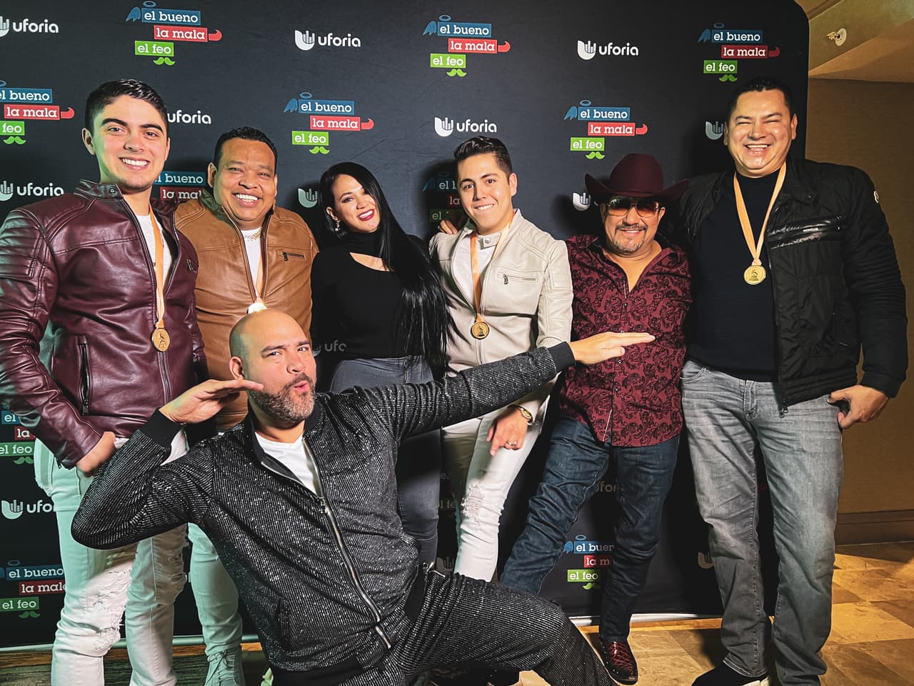En su segundo día de transmisión, 
<b>Banda Los Sebastianes</b> visitó a 
<b>El Bueno, La Mala y El Feo</b> para platicarles sobre su nominación a los 
<b>Latin GRAMMY</b>.