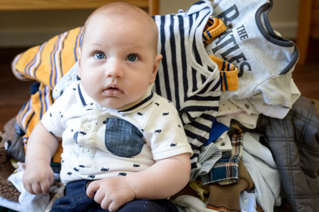 Diana, de 29 años, y su pareja, Ben Castle, de 33, estaban maravillados de dar tan enorme bienvenida al no tan pequeño bebé.