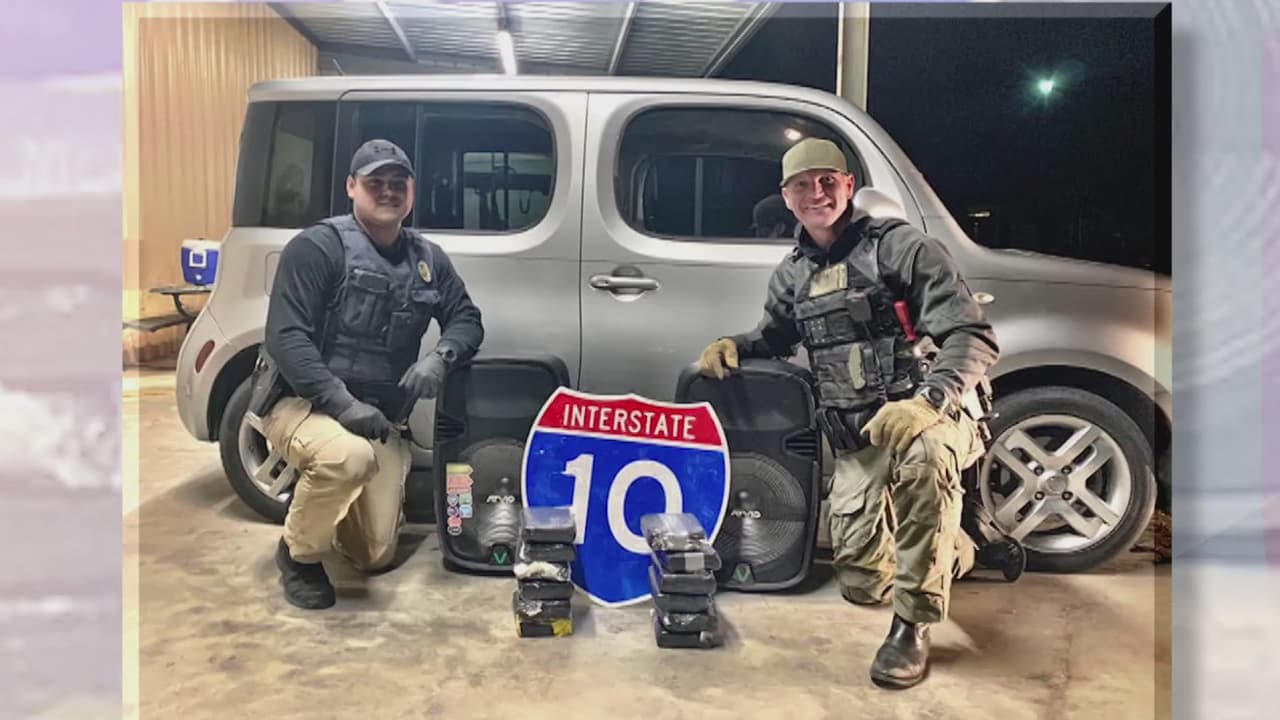 Oficiales encuentran cargamento de cocaína valorado en $1.2 millones durante parada de tráfico