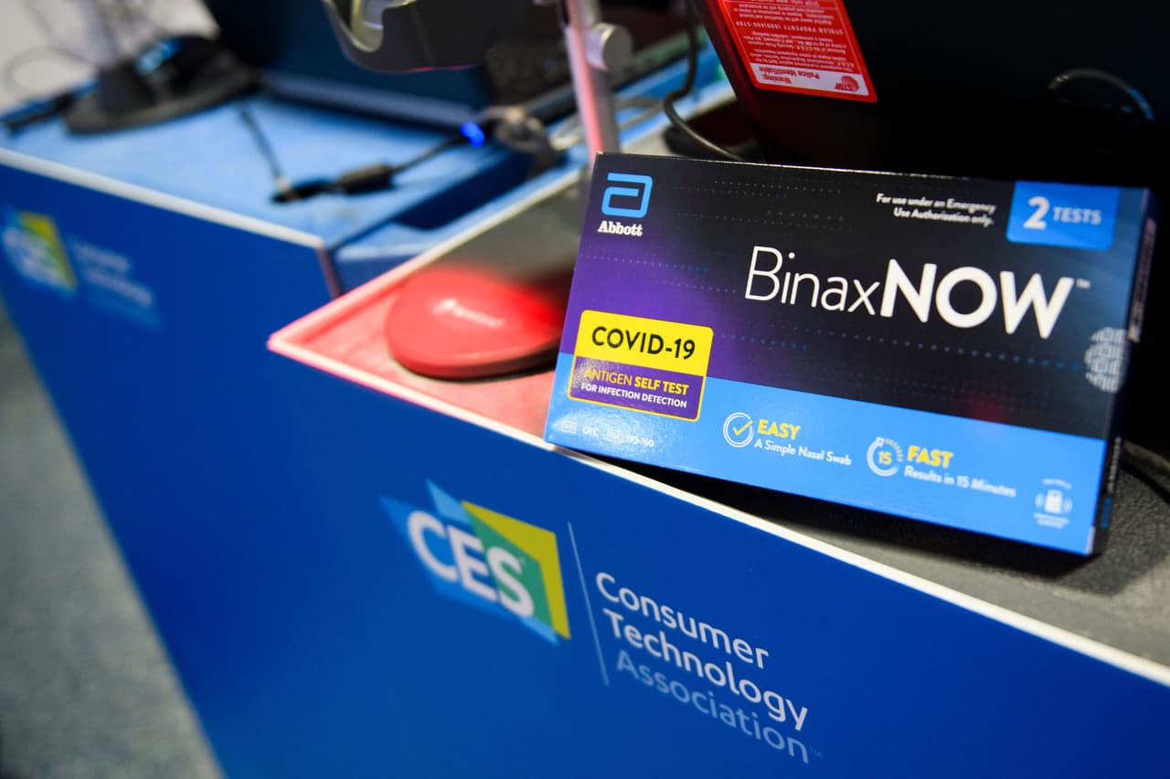 Las pruebas son gratuitas por parte del gobierno de EE.UU. y los primeros envíos saldrán a finales de enero, según la Casa Blanca.