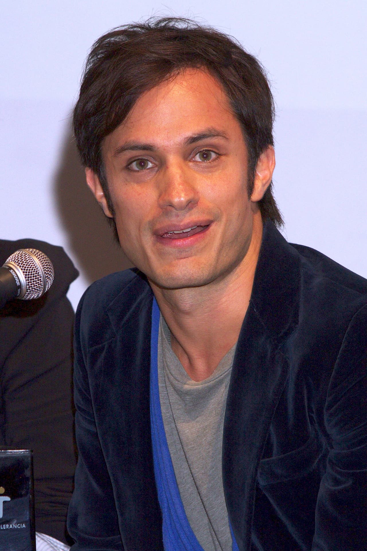 Además de actor, el papá de Gael García Bernal es director de teatro y TV. Tras haber actuado en telenovelas como 'Amarte es mi pecado' y 'Tú y yo', colaboró detrás de cámaras. Actualmente dirige La Rosa de Guadalupe.