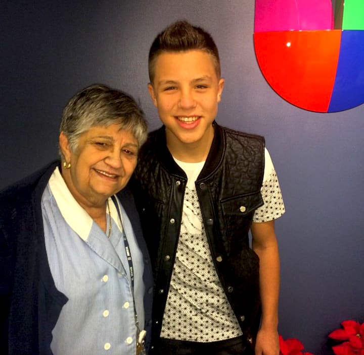 Martica y el cantante Jonatan Sánchez.