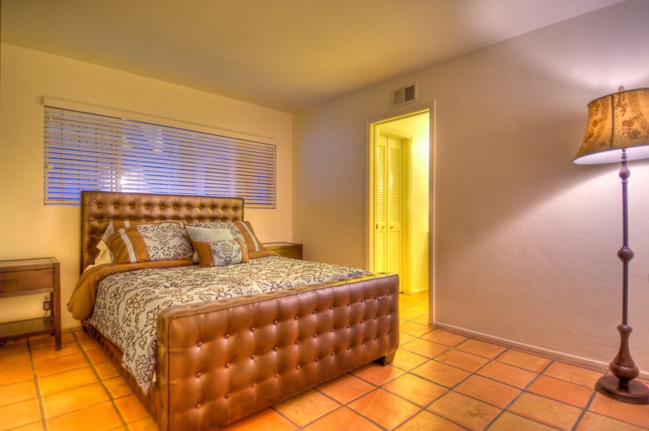 Su precioso rancho se encuentra en Outpost Estates, Hollywood Hills.