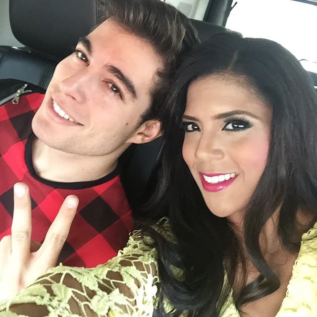 Francisca convivió con el actor y conductor Danilo Carrera.