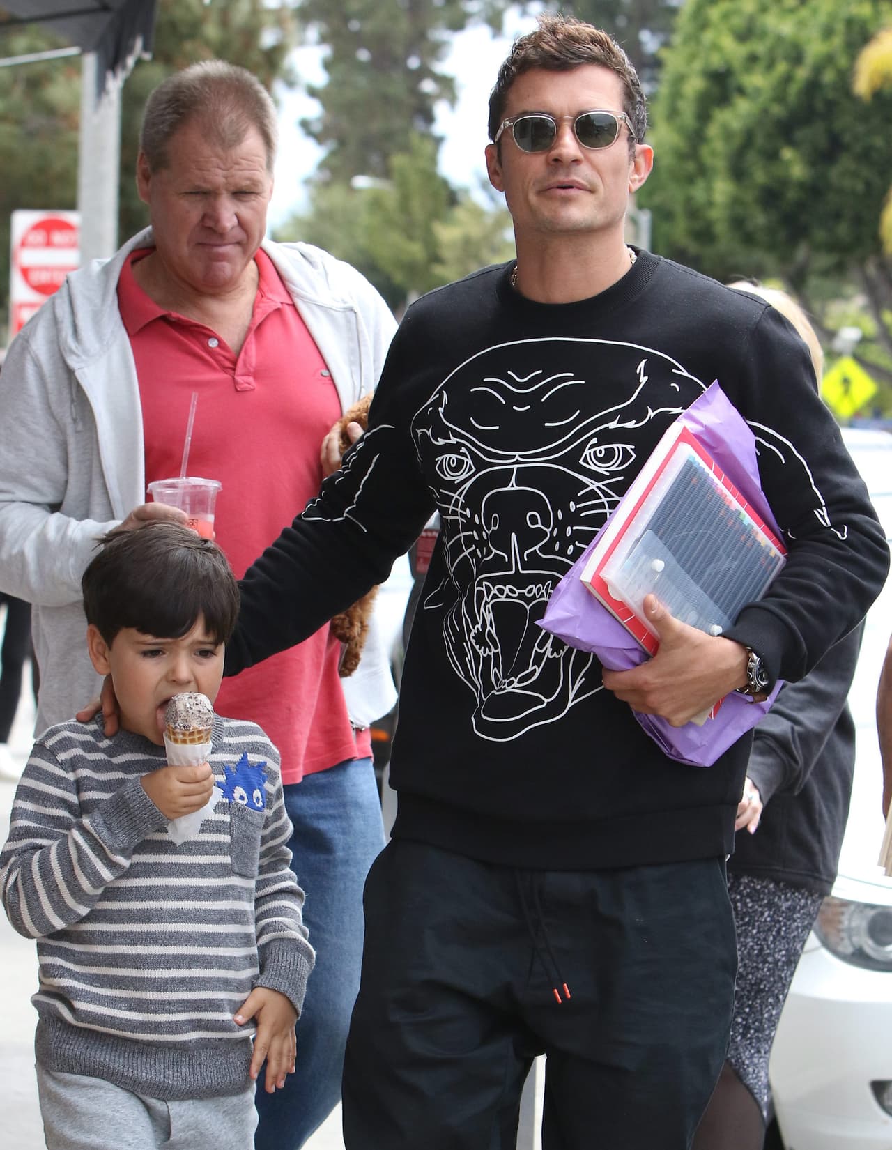 La razón principal está relacionada con algo que vivió en el pasado, cuando estaba casado con la modelo australiana Miranda Kerr, quien además es madre del único 
<b><a href="https://www.univision.com/famosos/katy-perry-con-el-hijo-de-su-prometido-orlando-bloom-de-compras-por-las-calles-de-la-fotos" target="_blank">hijo de </a></b>
<a href="https://www.univision.com/famosos/katy-perry-con-el-hijo-de-su-prometido-orlando-bloom-de-compras-por-las-calles-de-la-fotos" target="_blank">Bloom<b>, llamado Flynn </b></a>(foto).