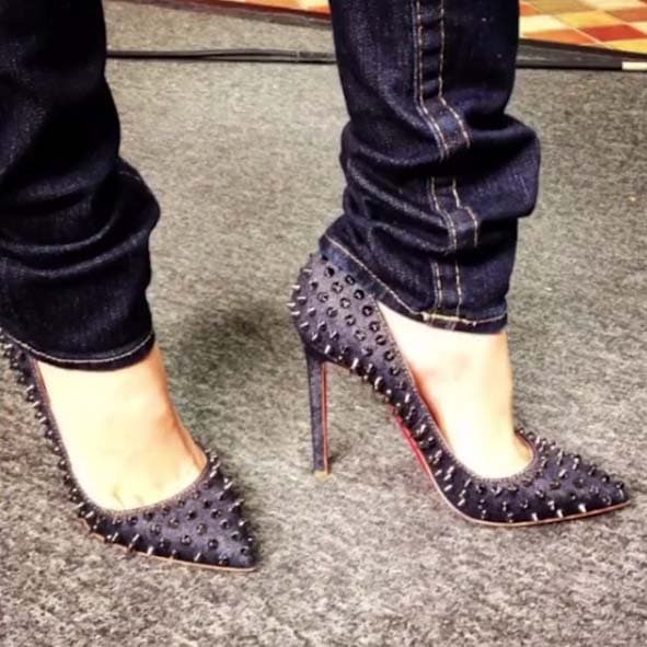 Los detalles únicos e incluso extraños son las piezas fetiche de su repertorio.