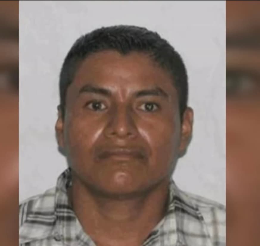 “Los niños ya no quieren salir a jugar o ir a la escuela porque tienen mucho miedo que pase algo igual.
<b>Queremos justicia para Julio (en imagen)”</b>, explicó uno de los vecinos y líderes de la comunidad.
<br>