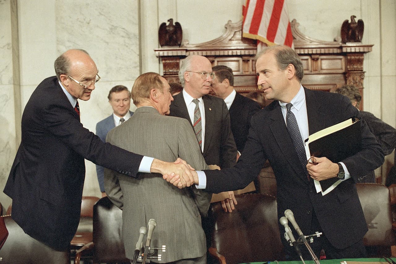 En 1987 el nominado a la Corte Suprema Robert Bork no recibió la confirmación del Senado y muchos lo atribuyeron en gran parte al duro interrogatorio de Biden a quien había participado en la llamada "masacre de la noche del sábado", cuando el presidente Richard Nixon descabezó el Departamento de Justicia en un intento por detener la investigación del Watergate. Biden, quien era el presidente del Comité Judicial del Senado, justo después de terminar esa votación.
