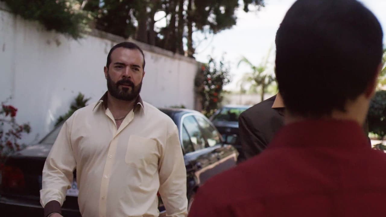 El hermano de Arturo Bernal Leyda es El Arriero en la serie. El actor que lo encarna es Roberto Uscanga.